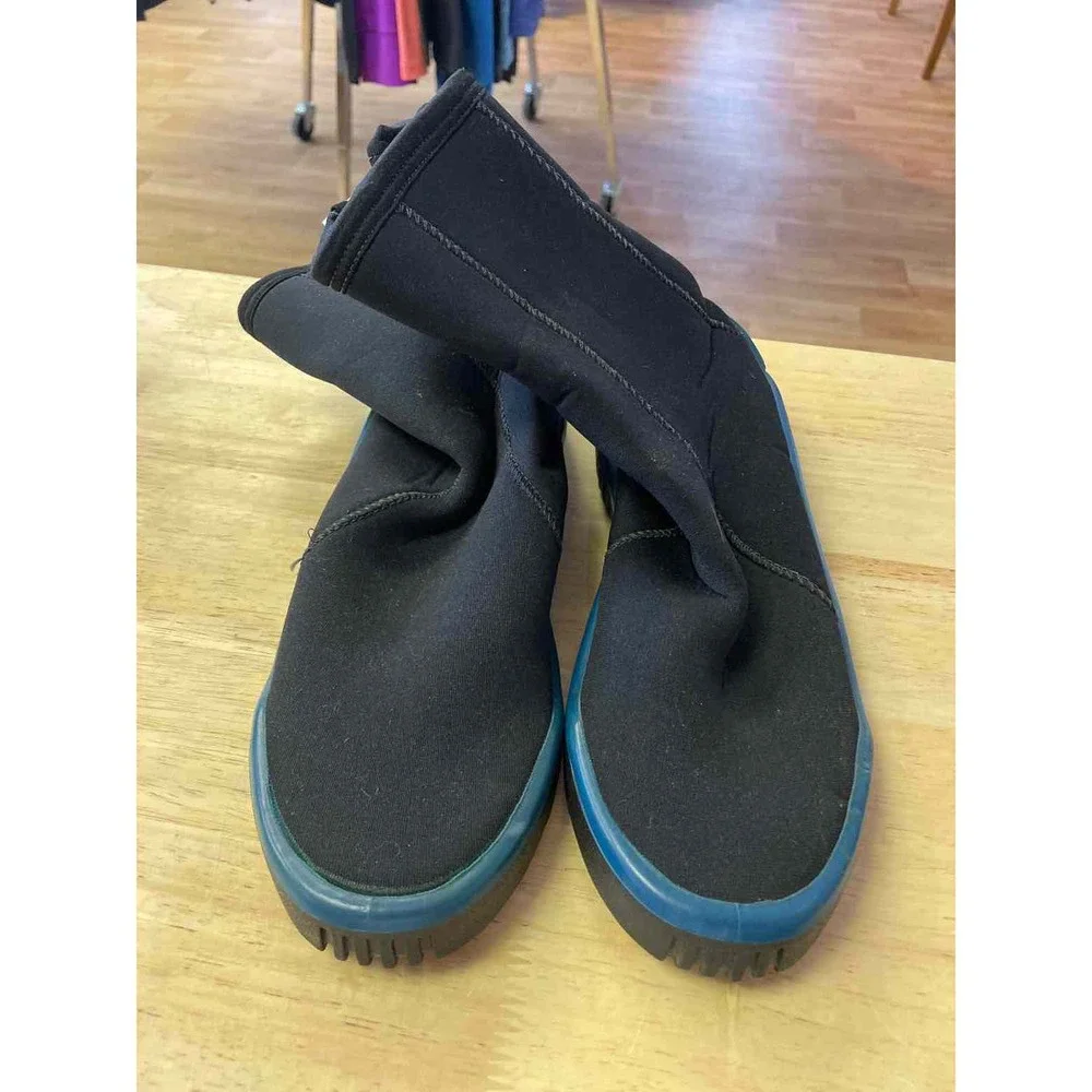 Oceanic Flippers